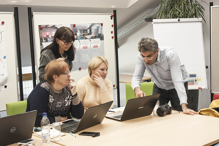 Javad Zarbakhsh in 3D Printing Workshop for trainers