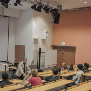 Zarbakhsh presenting University styles to international students
